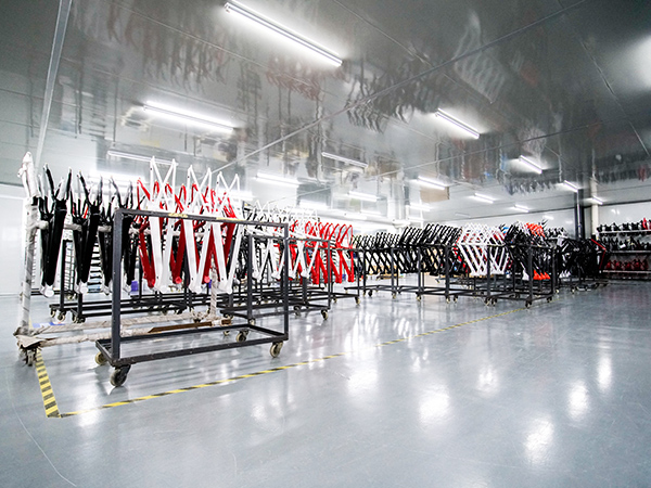 百萬輛碳纖維自行車生產基地